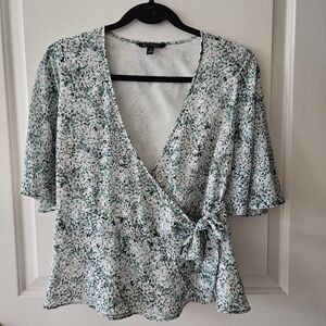 Banana Republic Blue Jasmine Kimono Wrap Floral Top